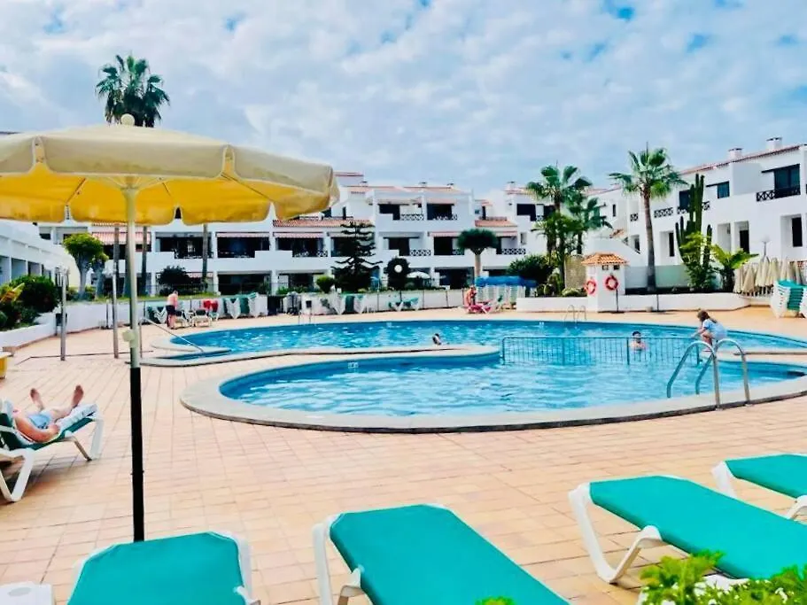Comfy Home With Large Terrace Five Minutes From Ocean Los Cristianos  0*, Los Cristianos (Tenerife)