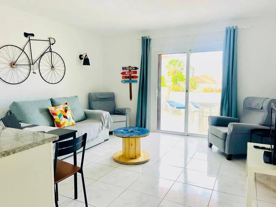 Comfy Home With Large Terrace Five Minutes From Ocean Los Cristianos  Hiszpania